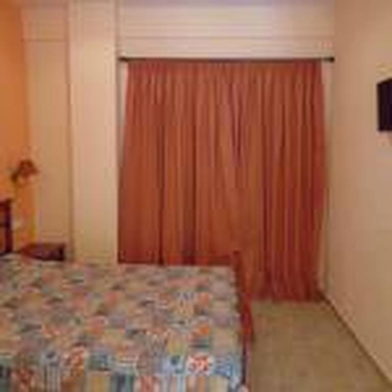 Adonis Beach Hotel Ираклион Экстерьер фото