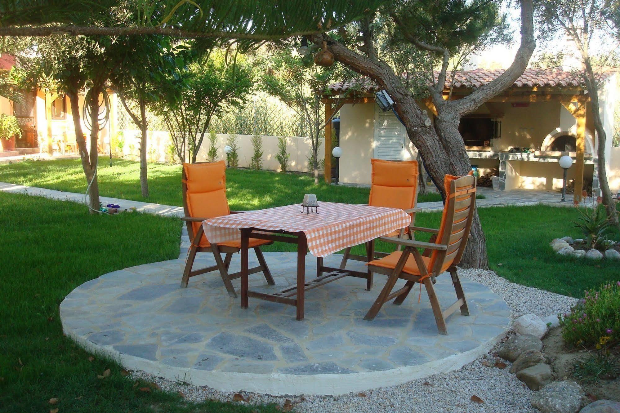 Adonis Beach Hotel Ираклион Экстерьер фото